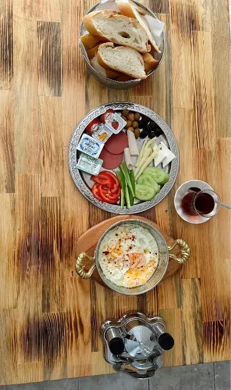 صبحانه هتل روتا استار